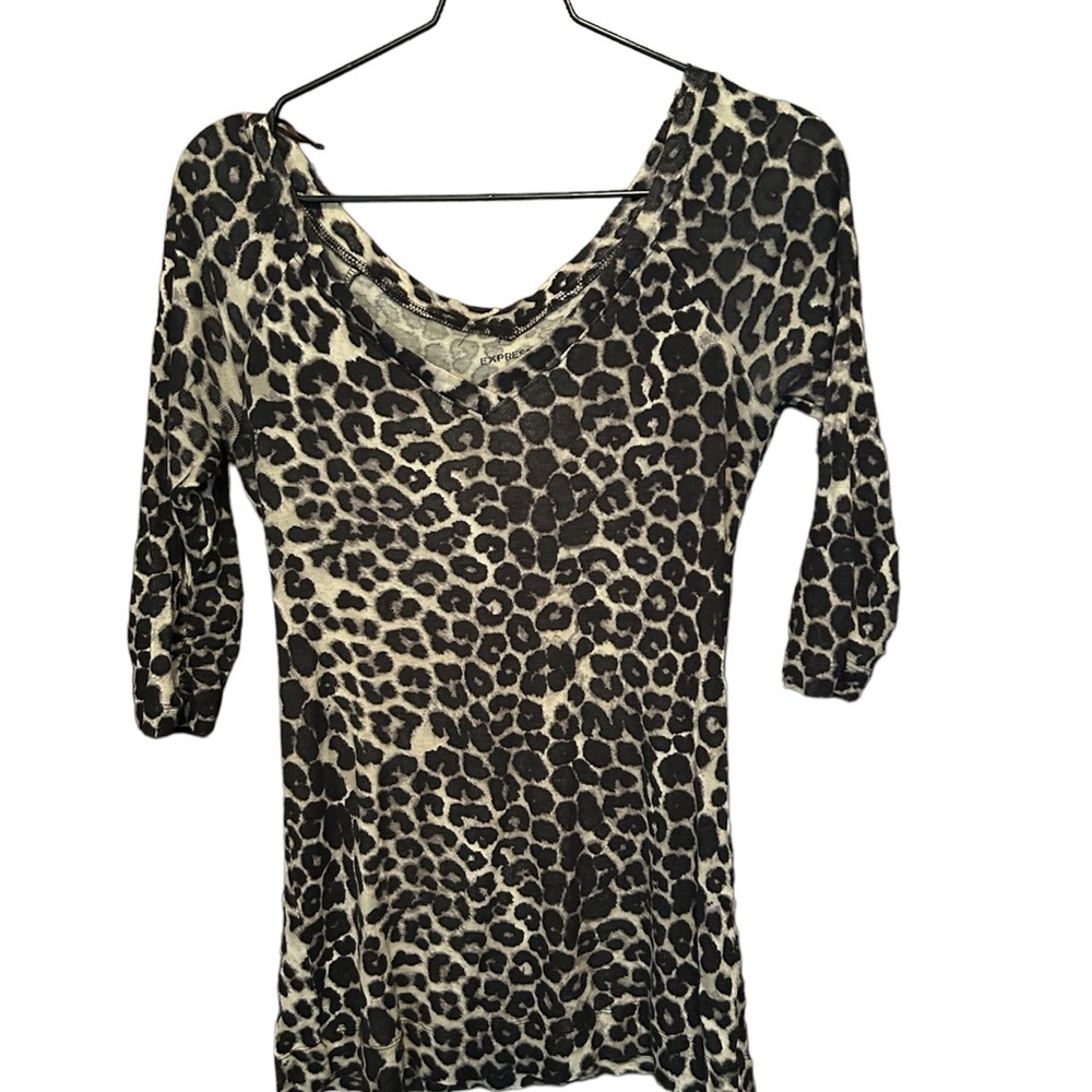 Express small leopard print blouse